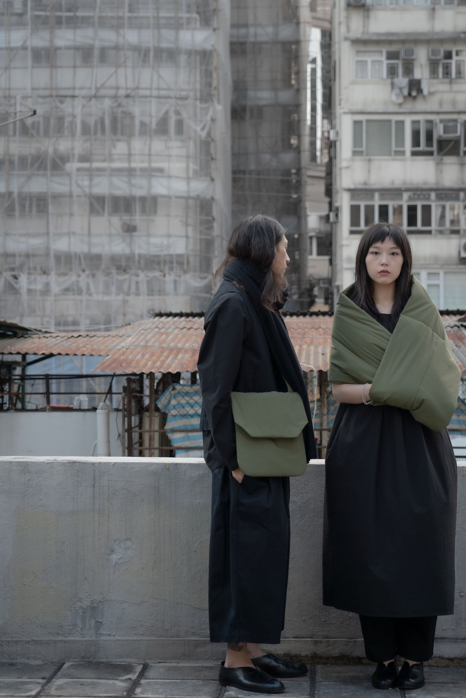 The Padded Pouch Bag - Military Green