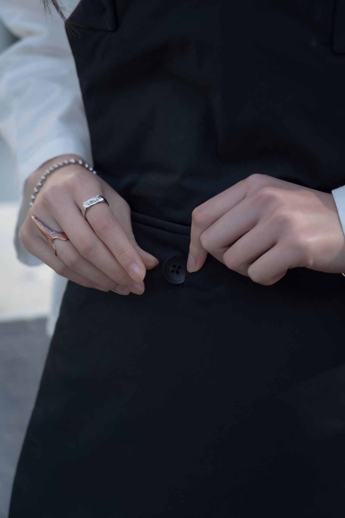 The Padded Pouch Bag - Black