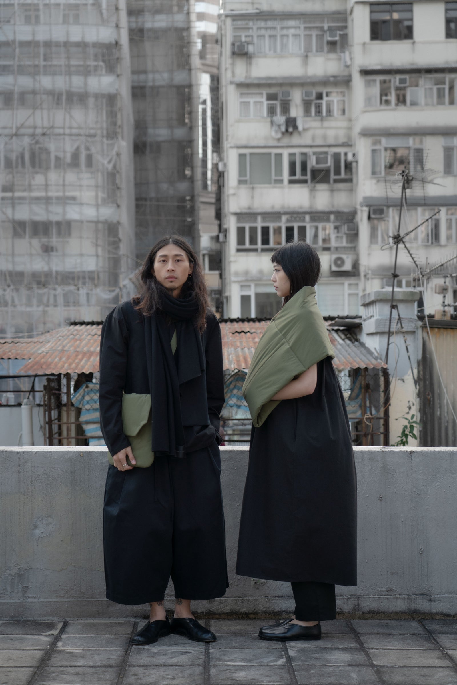 The Padded Pouch Bag - Military Green