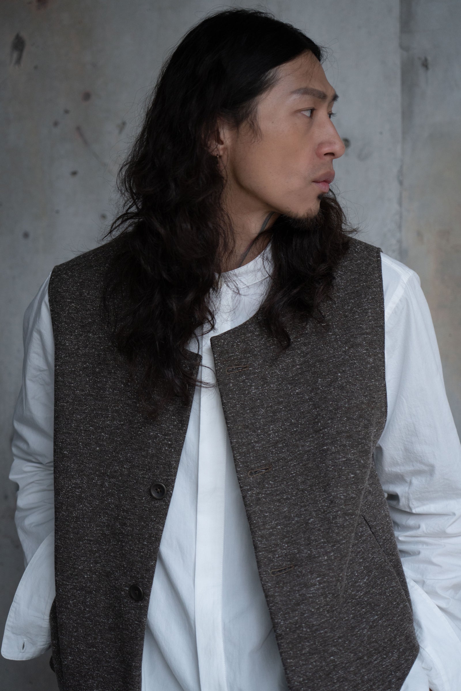 The Gardener Vest - Dark Roasted Coffee