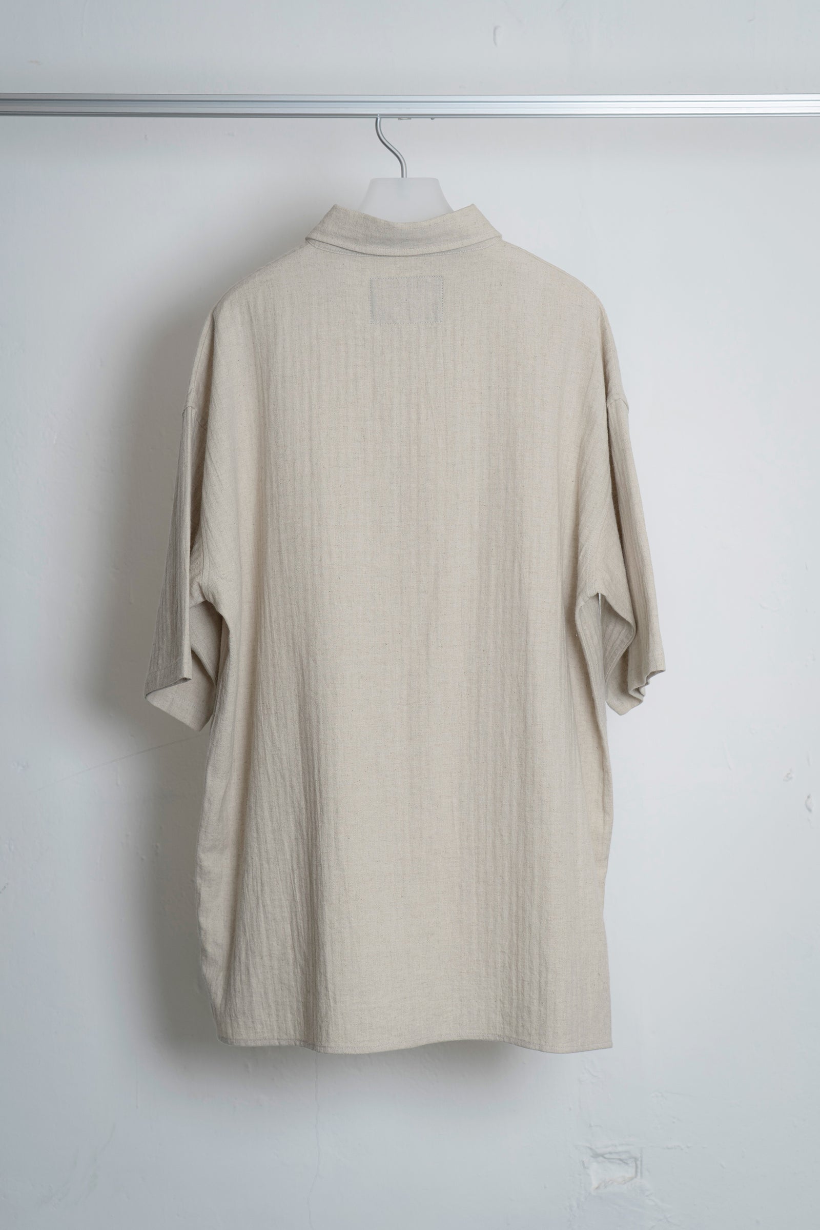 The Linen Capri Shirt - Ecru
