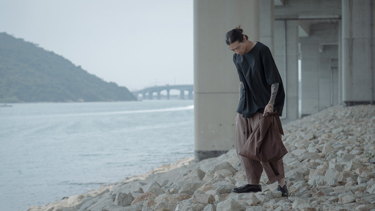 The Big Tote - Raisin