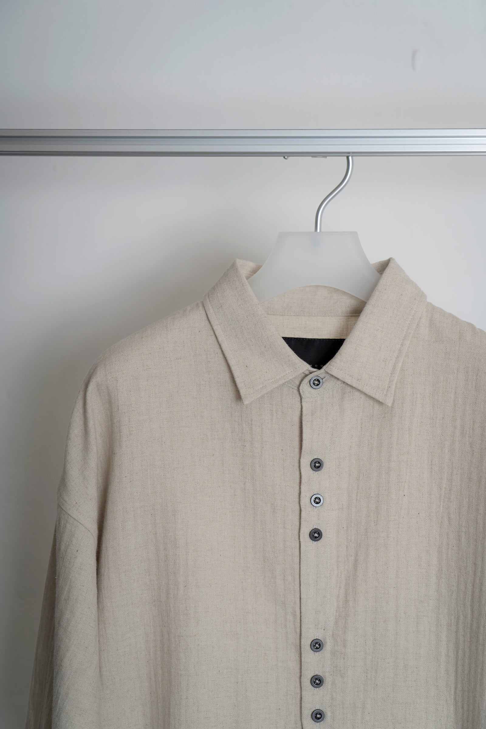 The Linen Capri Shirt - Ecru