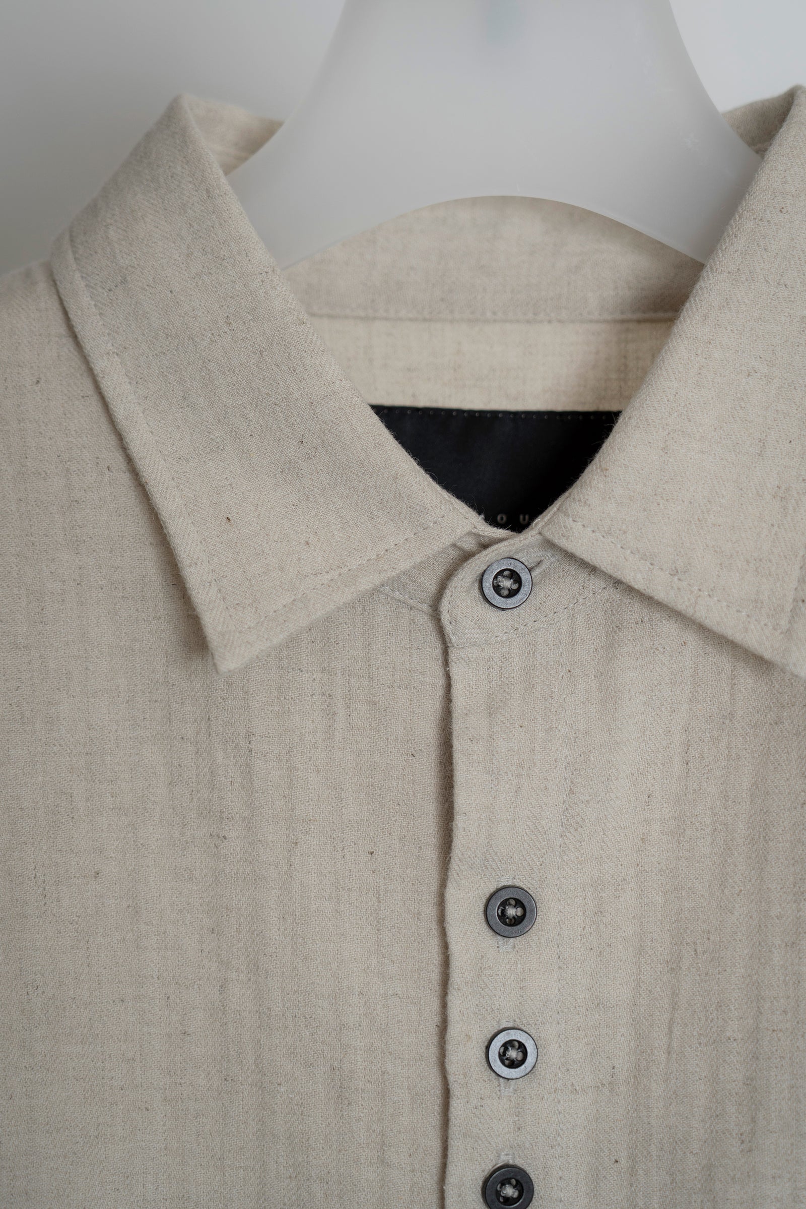 The Linen Capri Shirt - Ecru