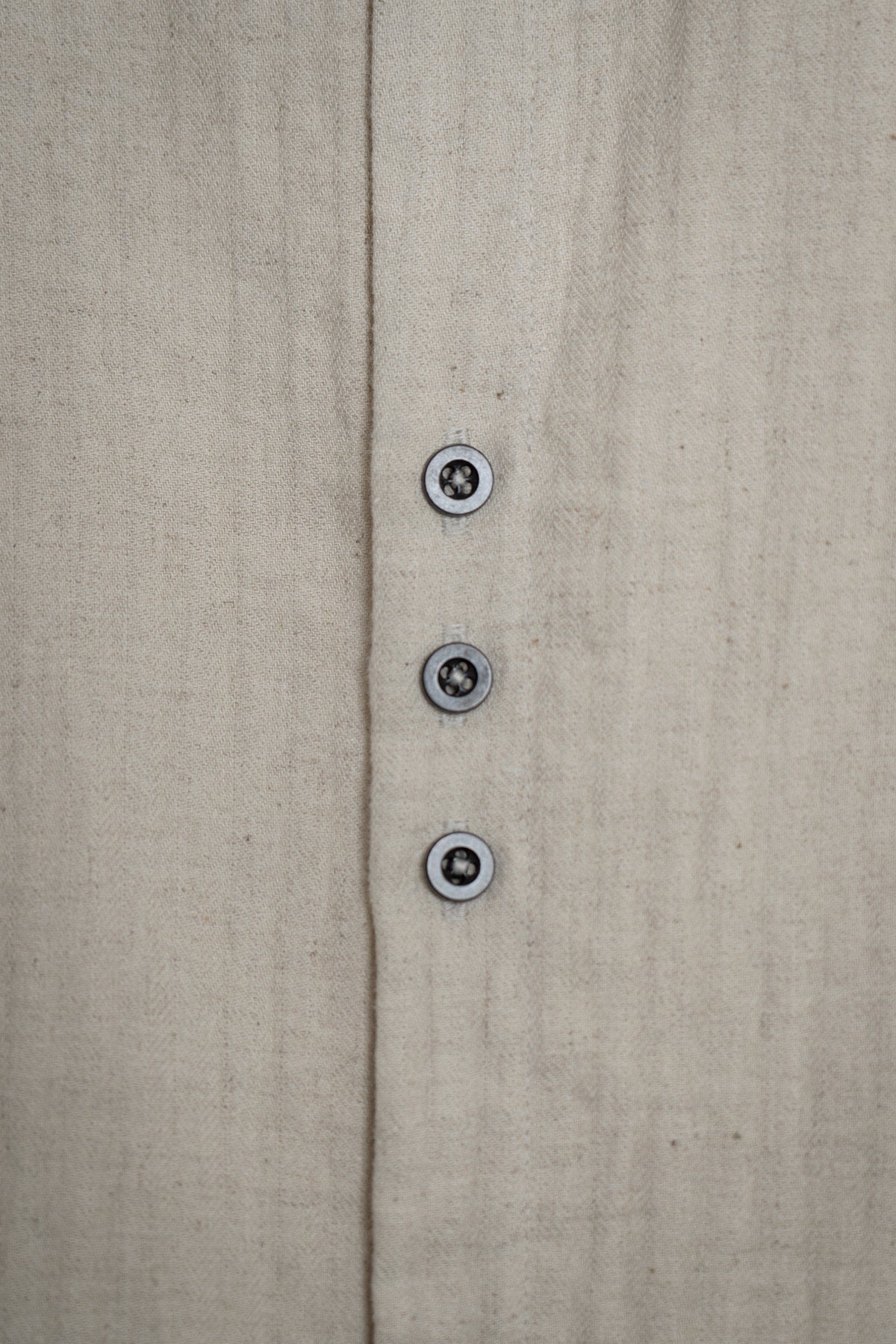 The Linen Capri Shirt - Ecru