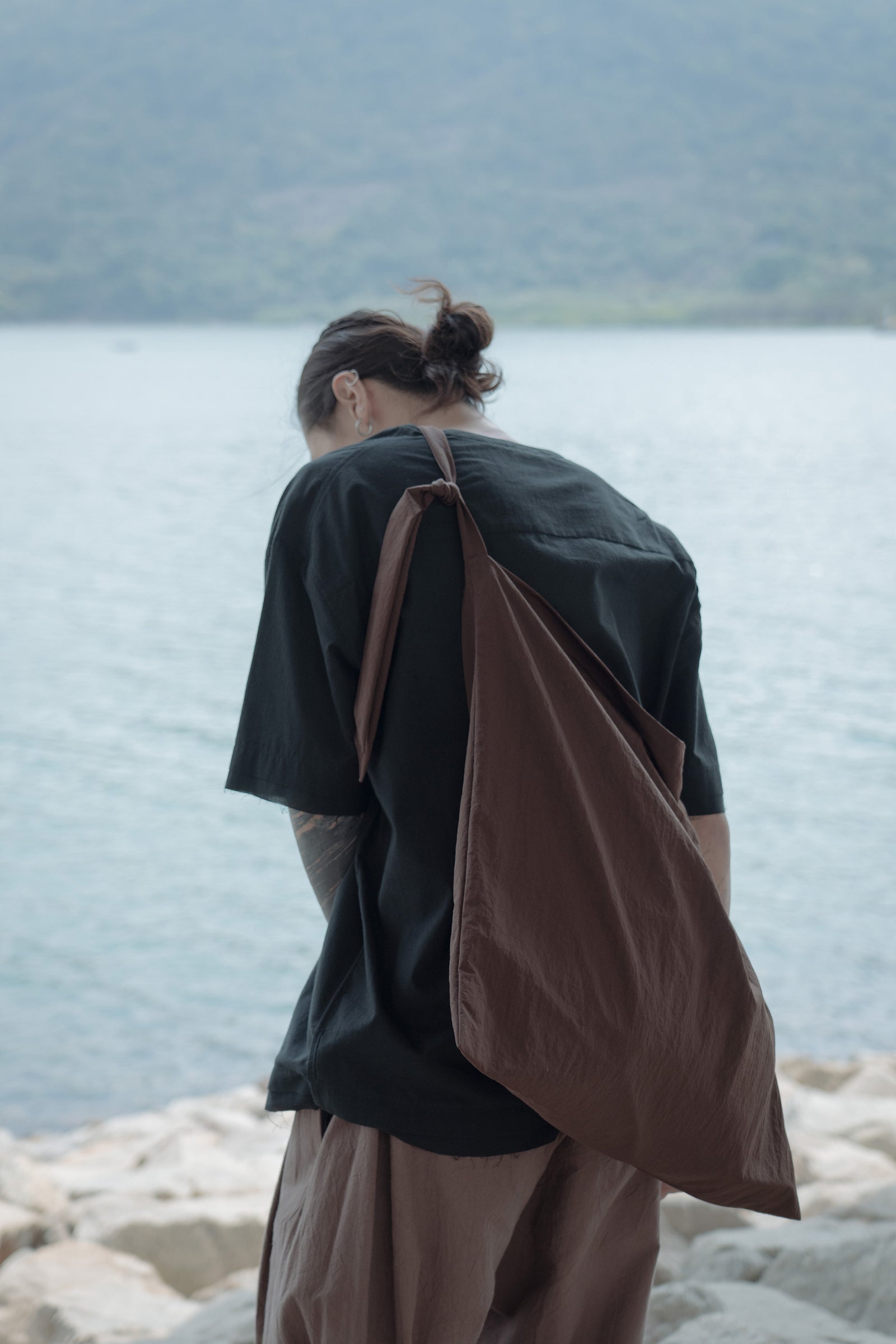 The Big Tote - Raisin