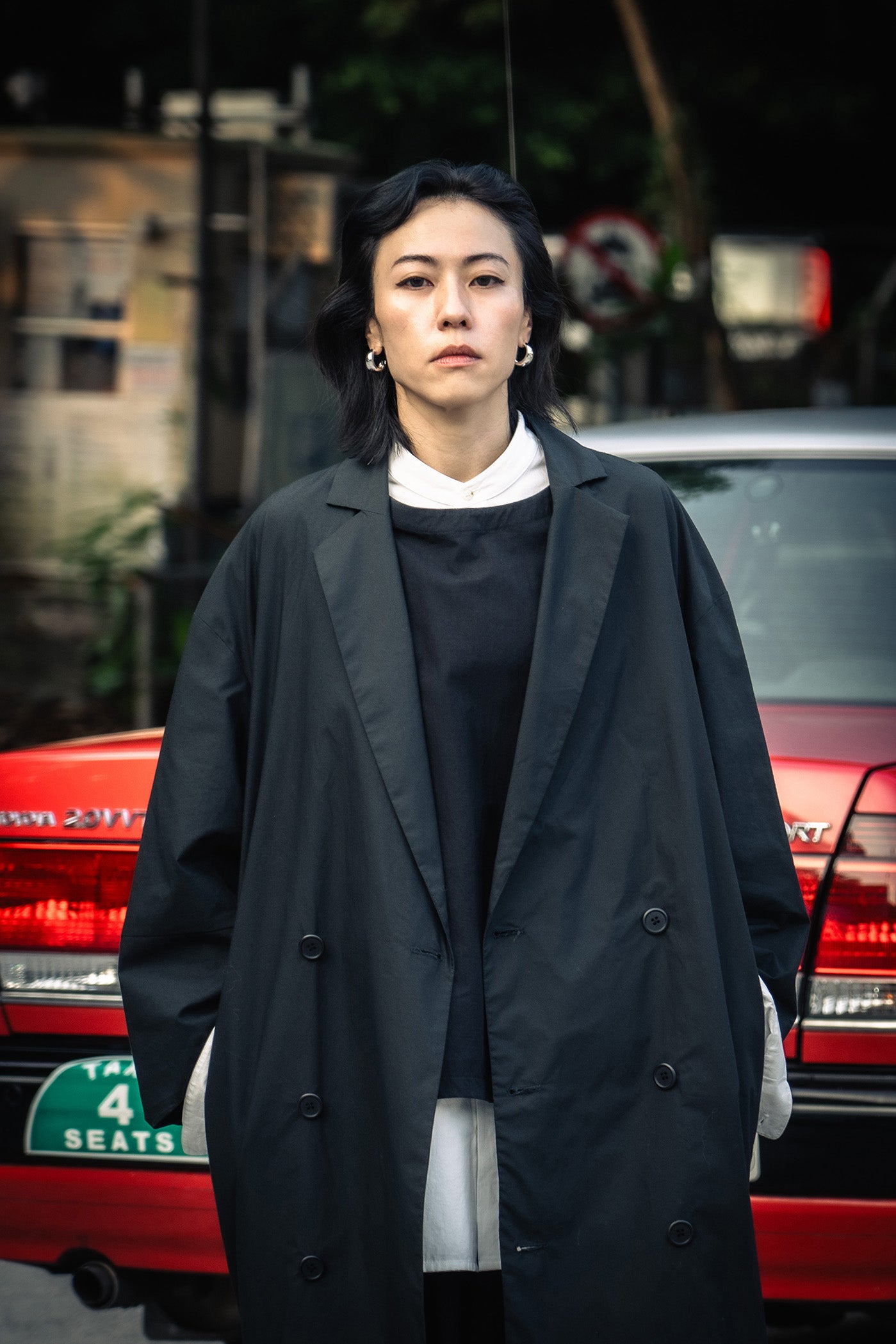 The L/S Dolman Sleeve Top - Black