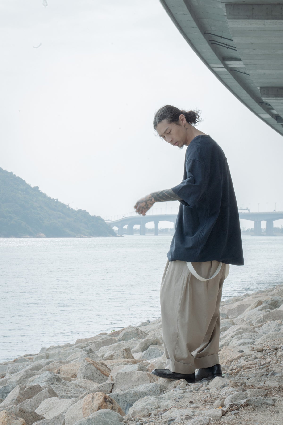 The Frayed Layer Top - Ink