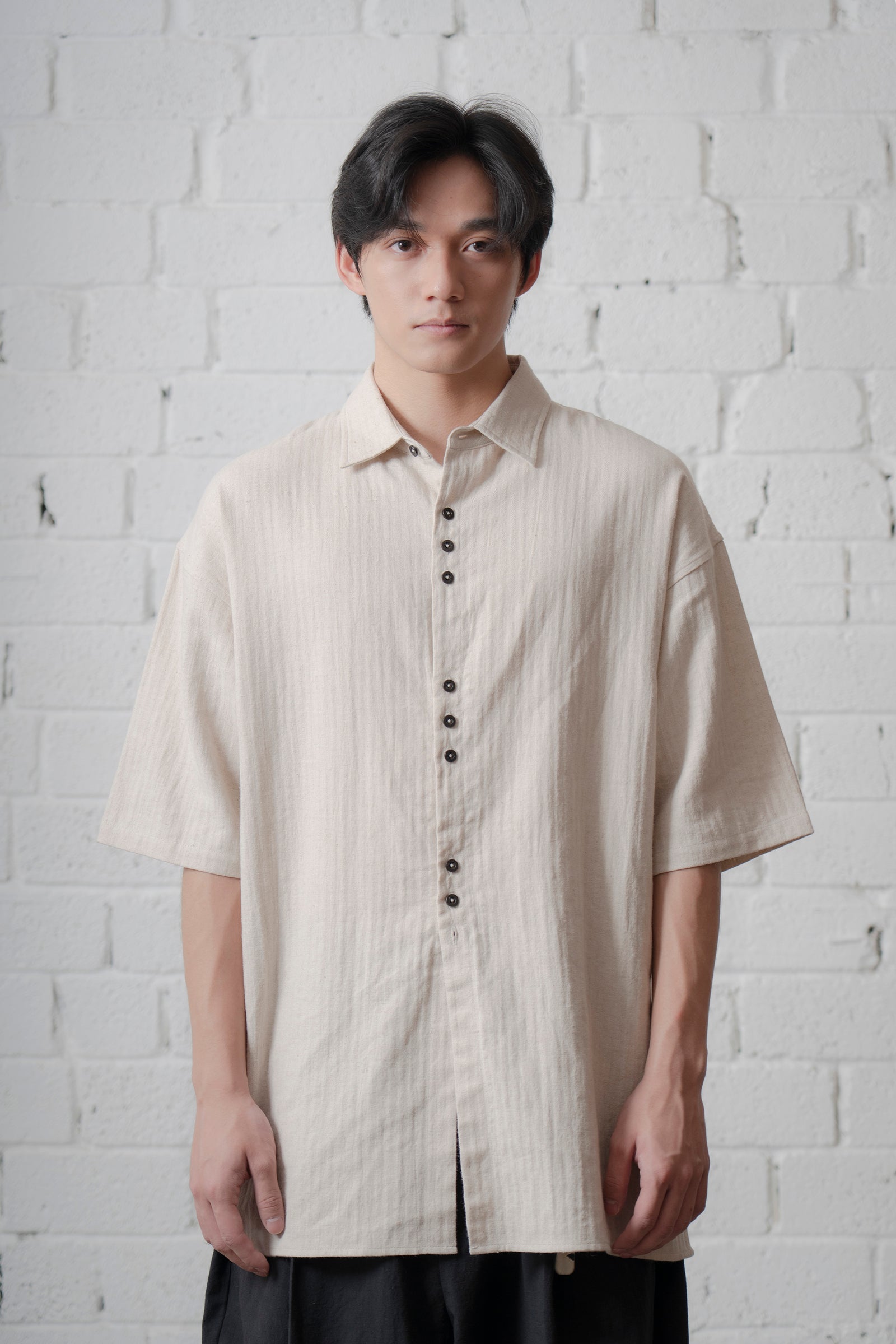 The Linen Capri Shirt - Ecru