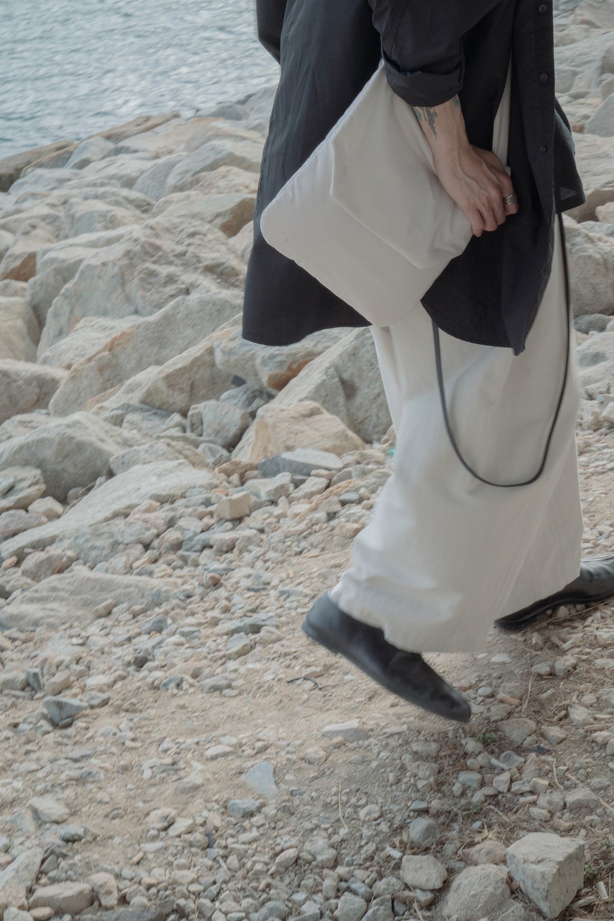 The Padded Pouch Bag- Beige