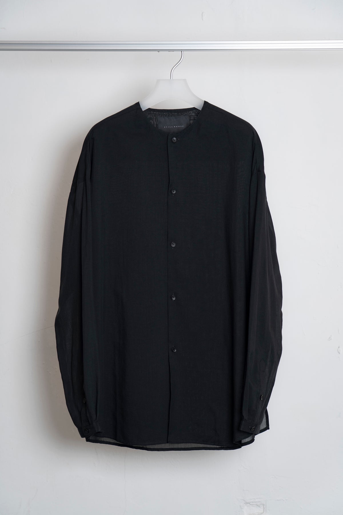 The Collarless Shirt - Black
