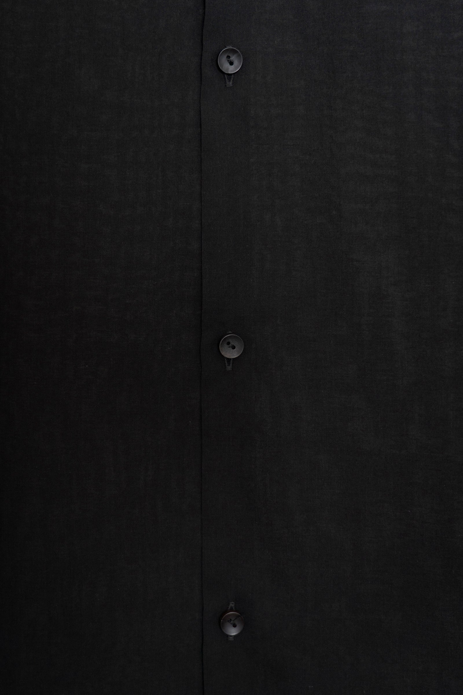 The Collarless Shirt - Black