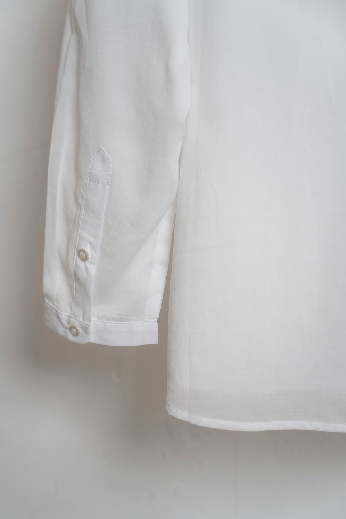 The Collarless Shirt - White