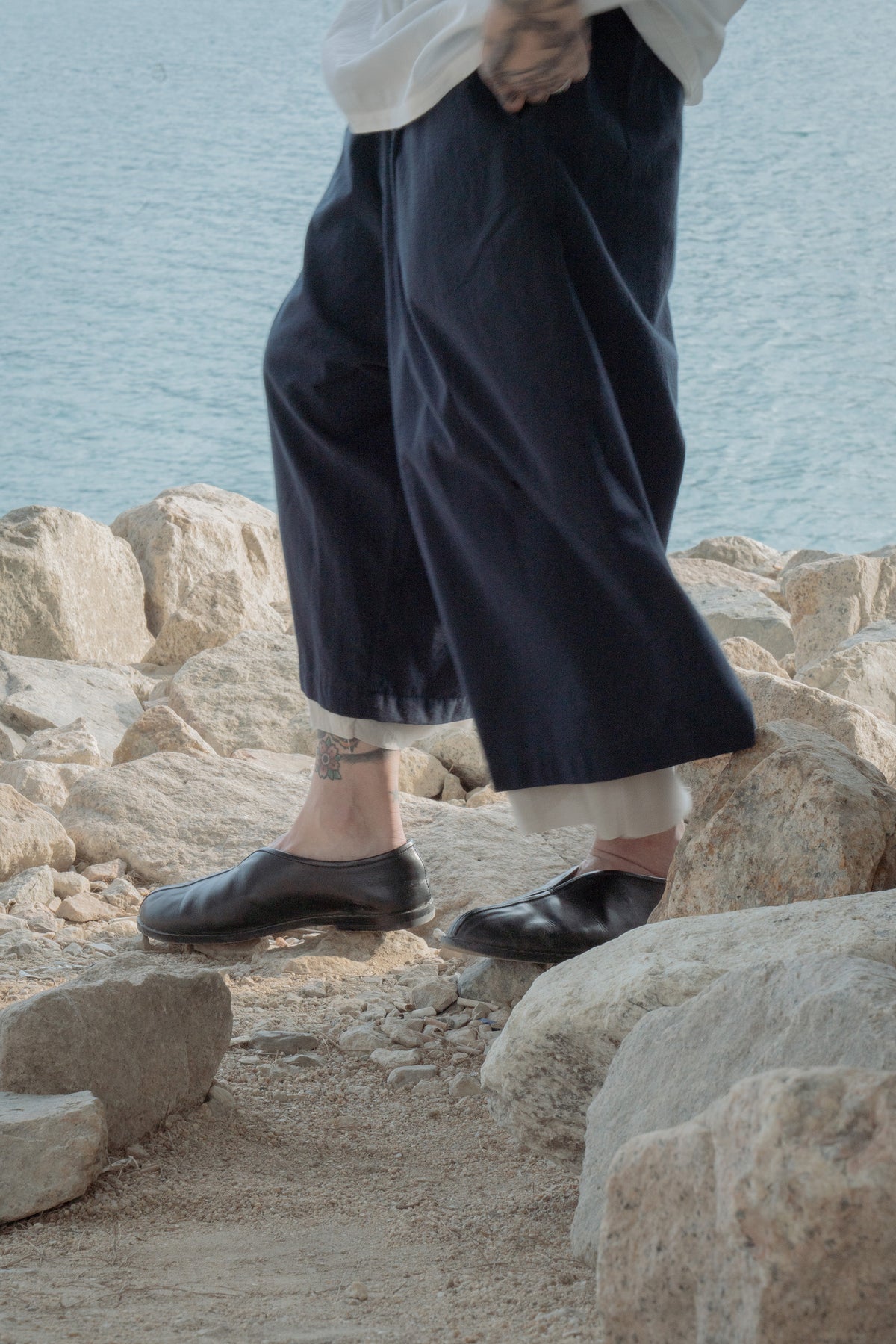 The Frayed Layer Pants - Ink