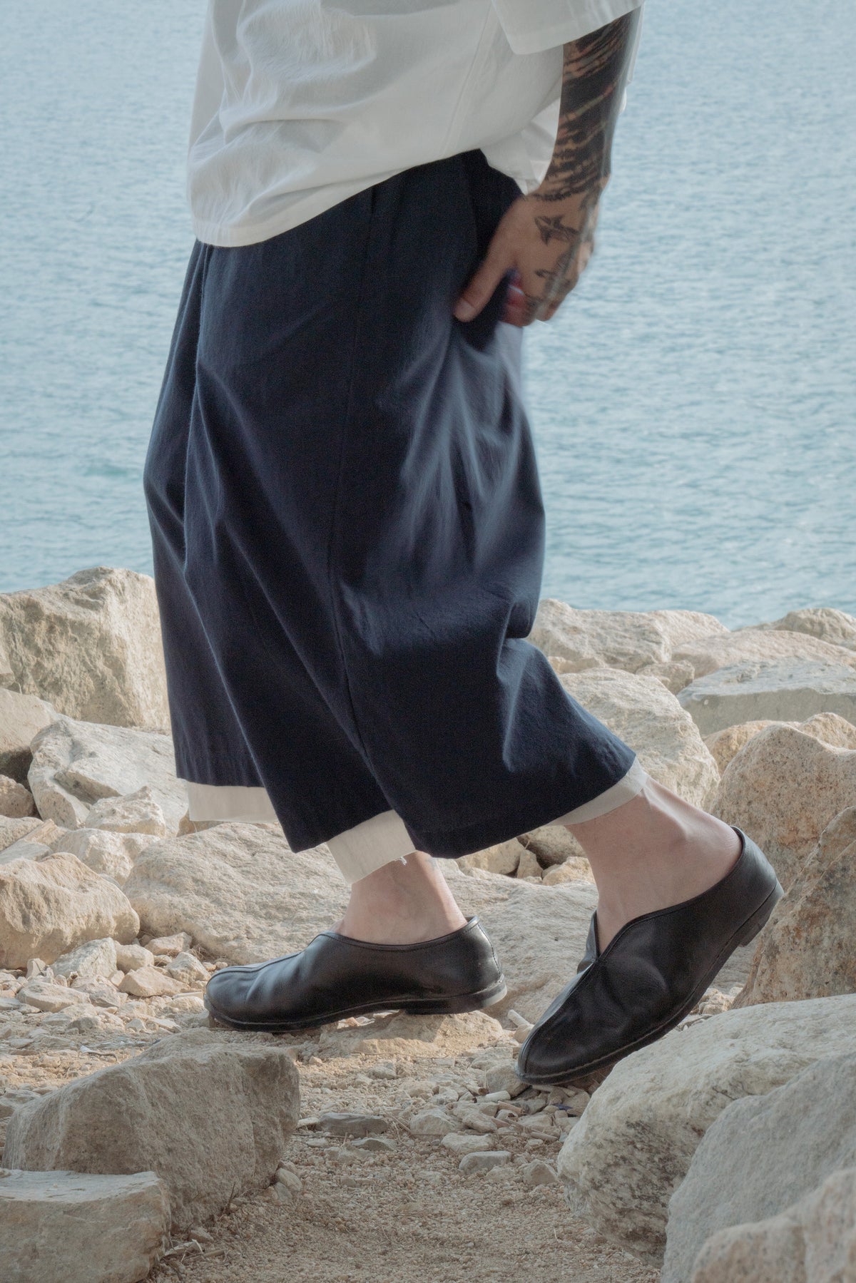 The Frayed Layer Pants - Ink