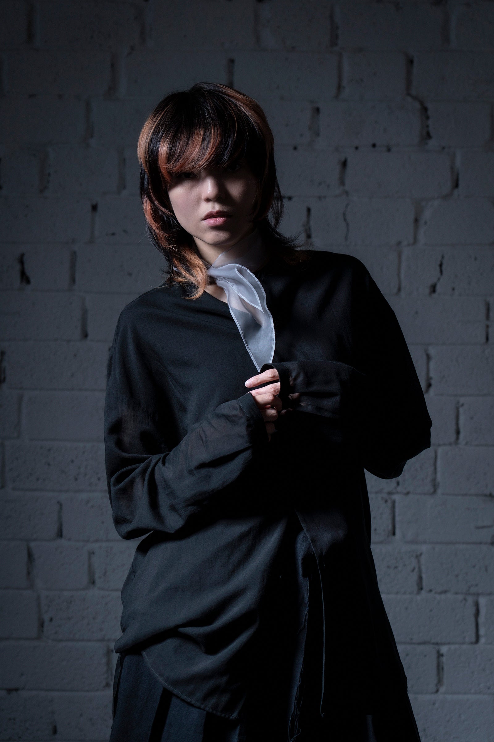 The Collarless Shirt - Black