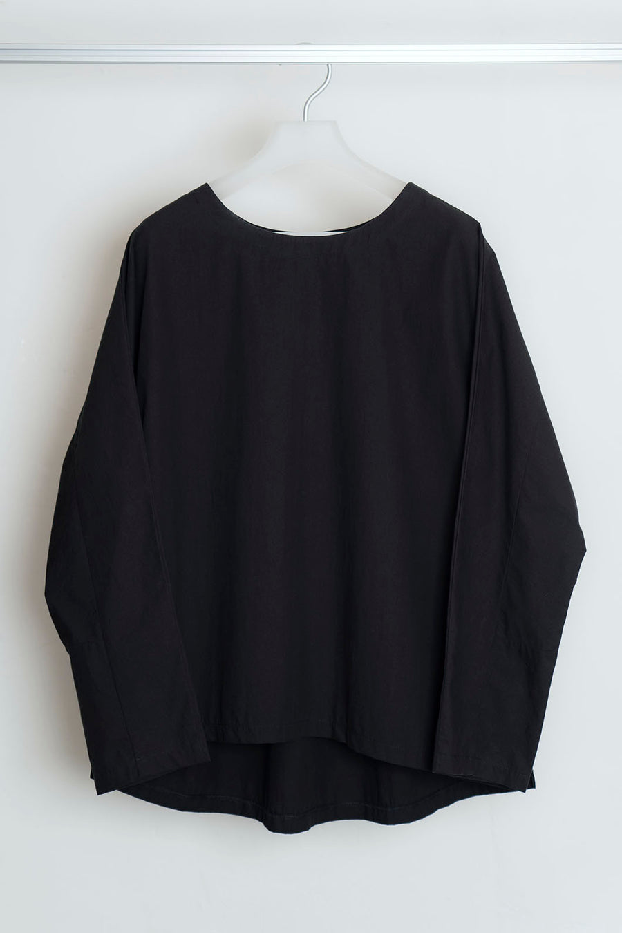 The L/S Dolman Sleeve Top - Black