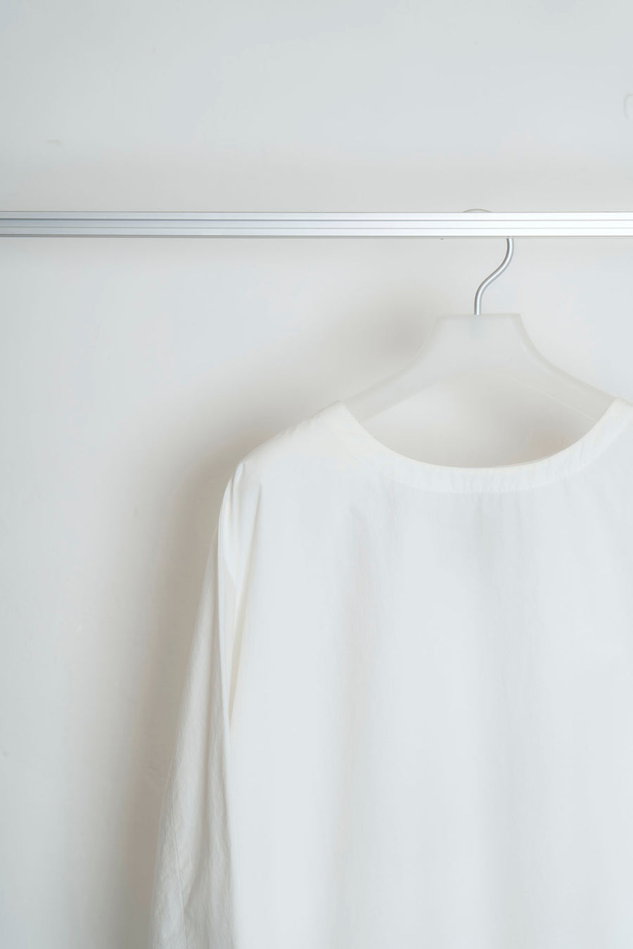 The L/S Dolman Sleeve Top - White