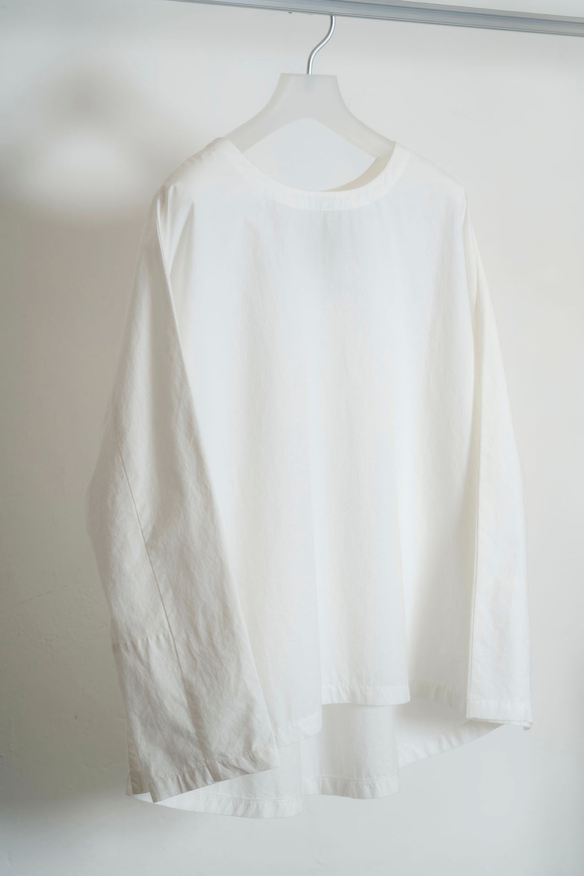 The L/S Dolman Sleeve Top - White