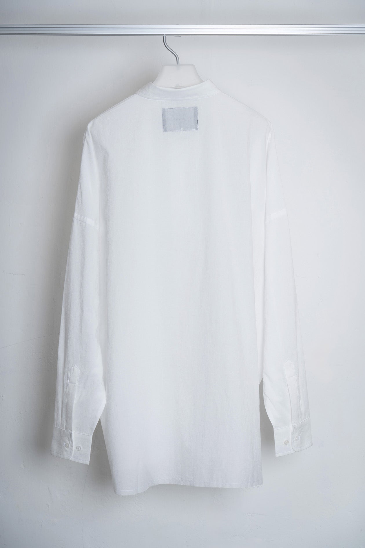 The Frayed Shirt - White