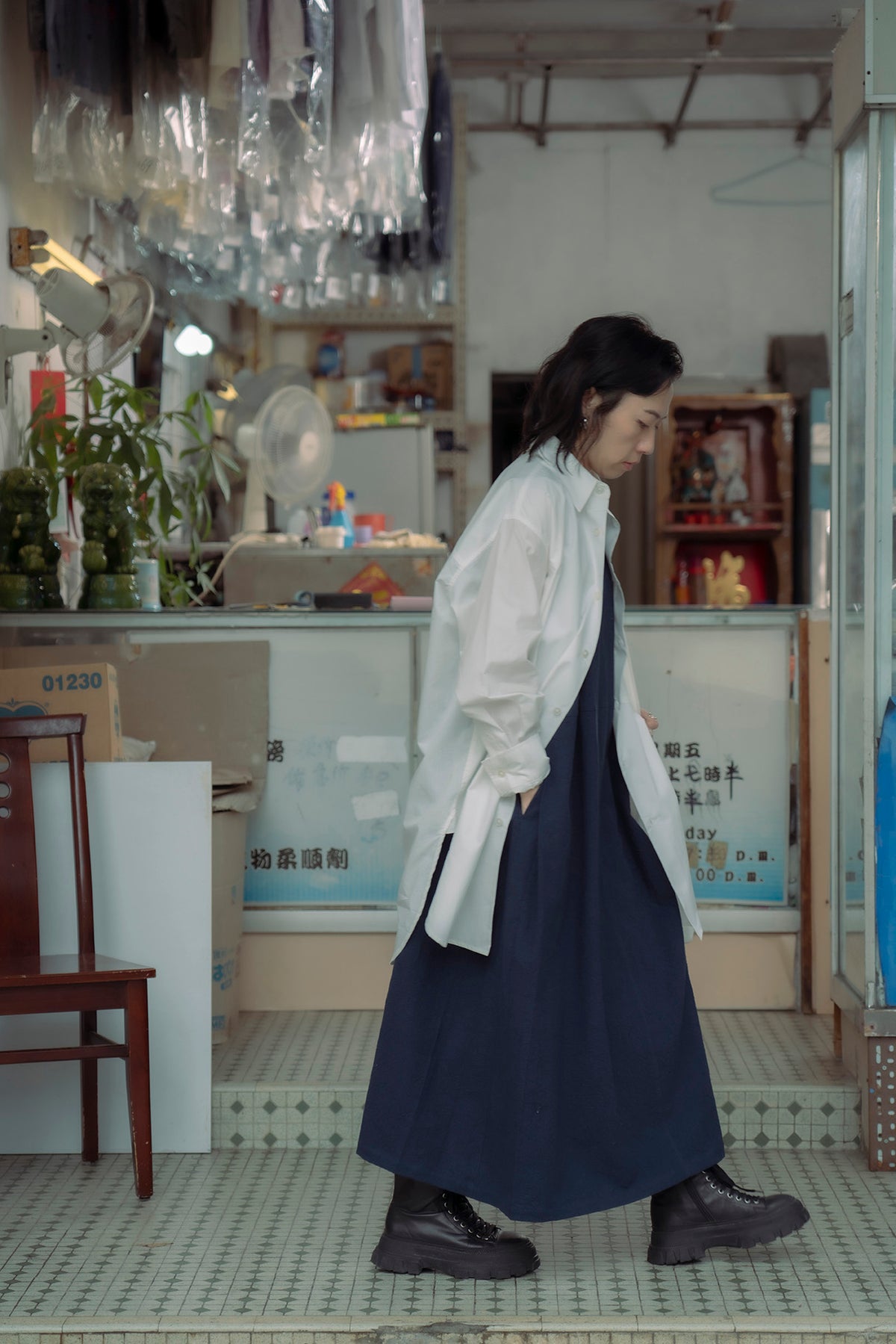 The Linen Dress - Navy