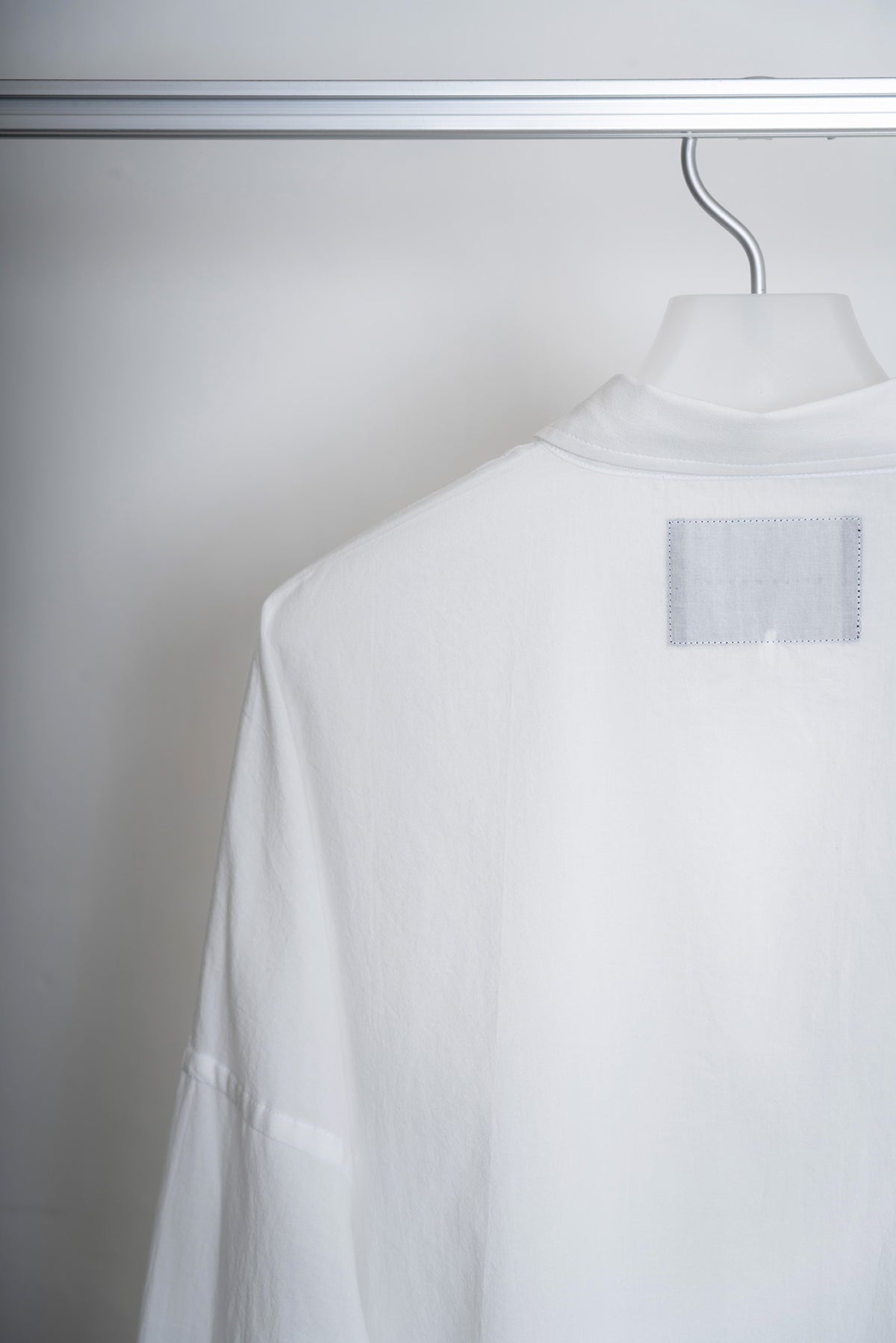 The Frayed Shirt - White