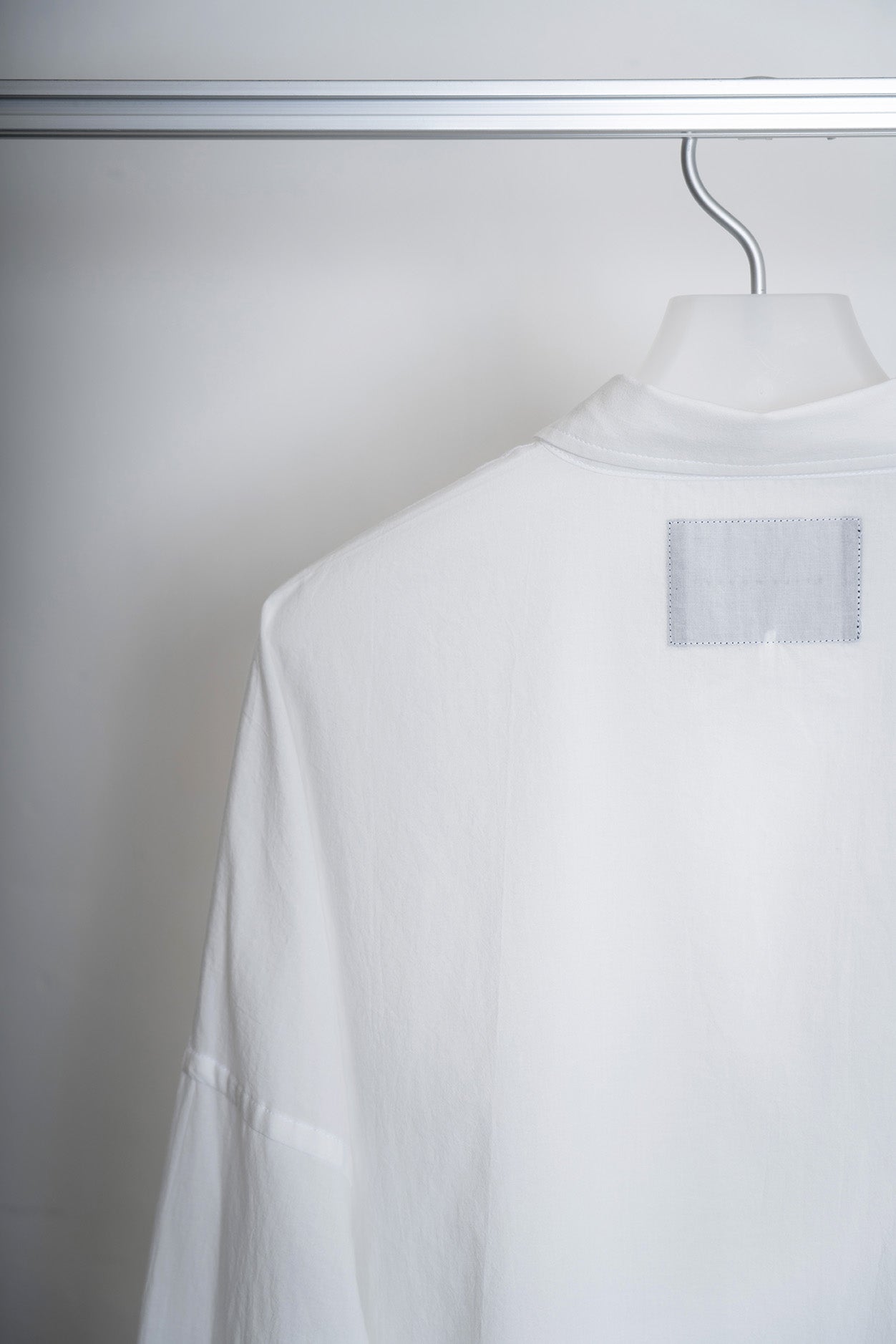 The Frayed Shirt - White