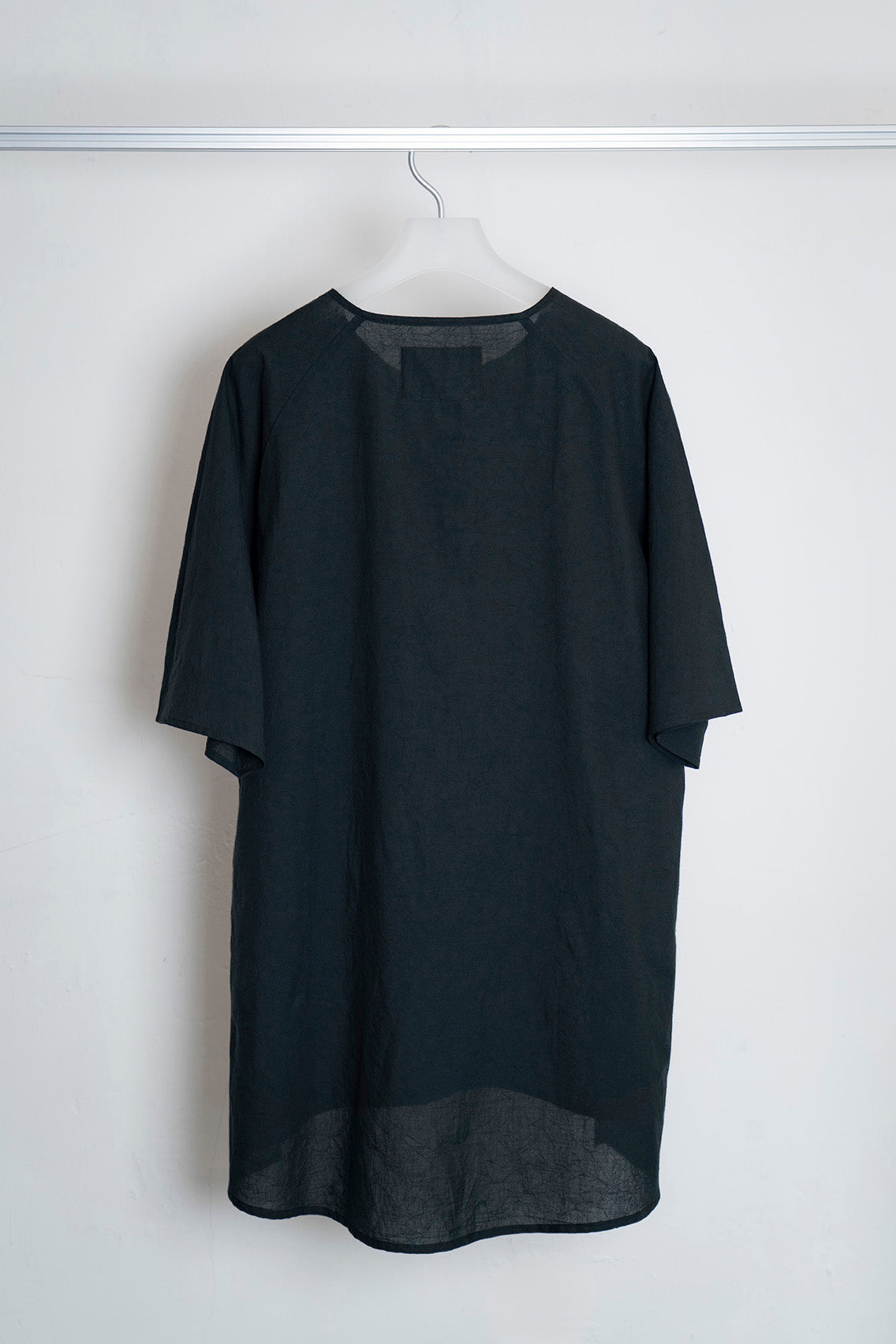The Woven Henley - Black