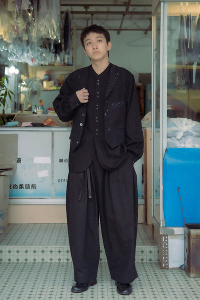 The Pleaty Trousers - Black