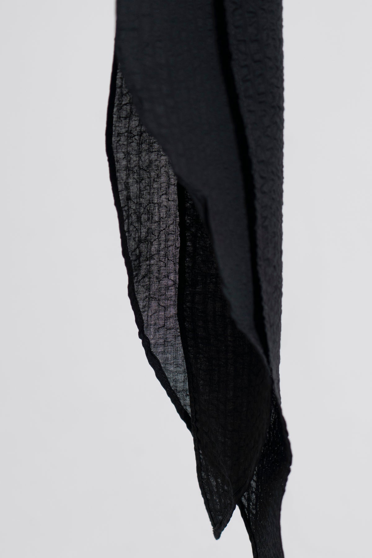 The Obi - Black