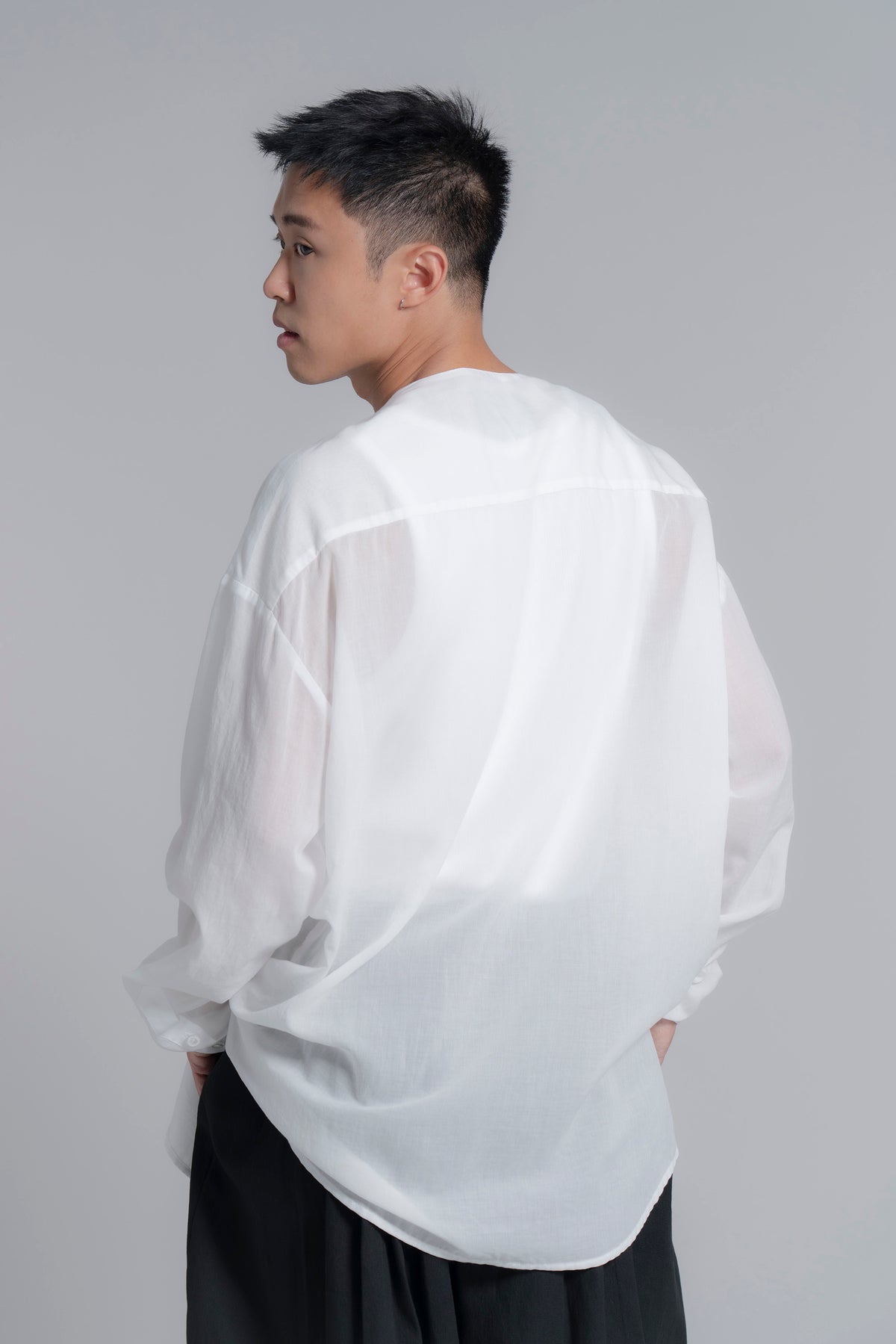 The Collarless Shirt - White