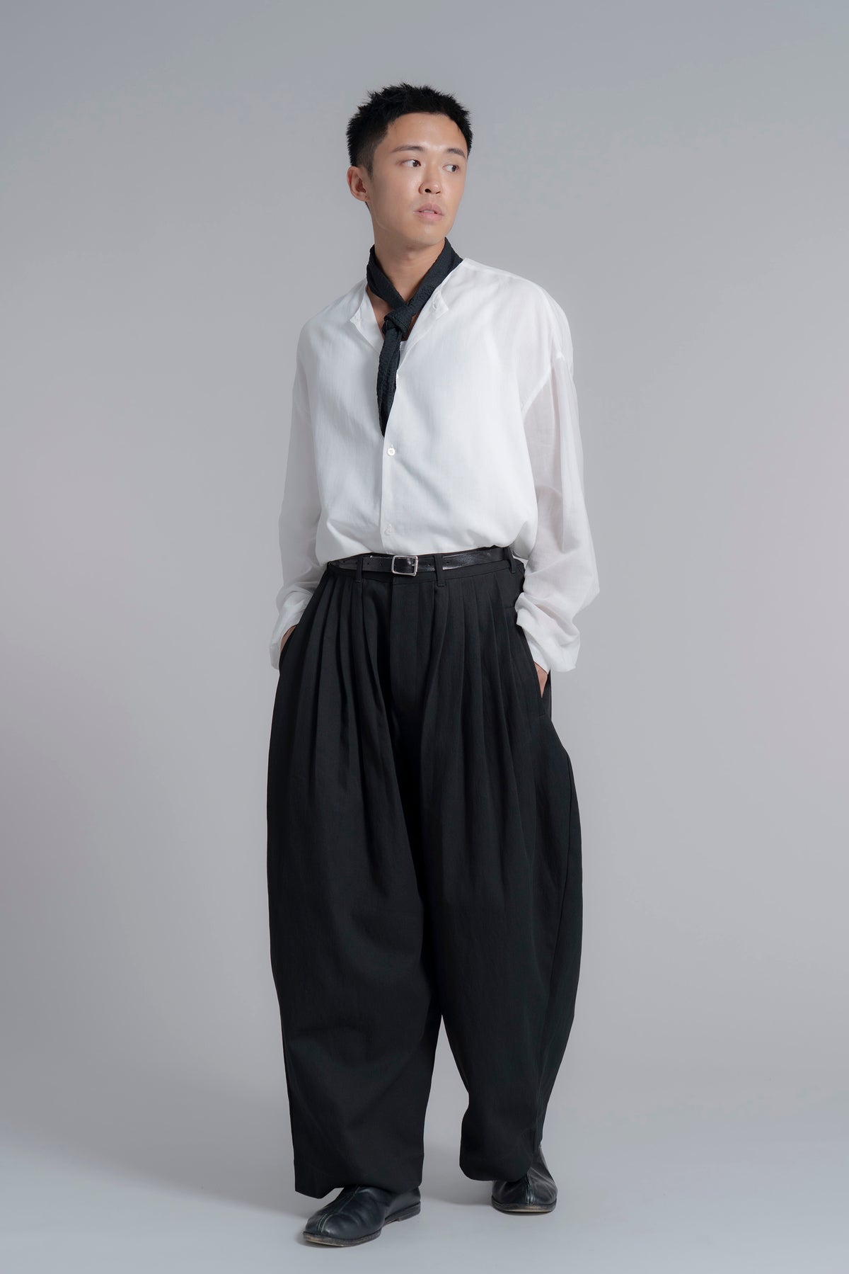 The Obi - Black
