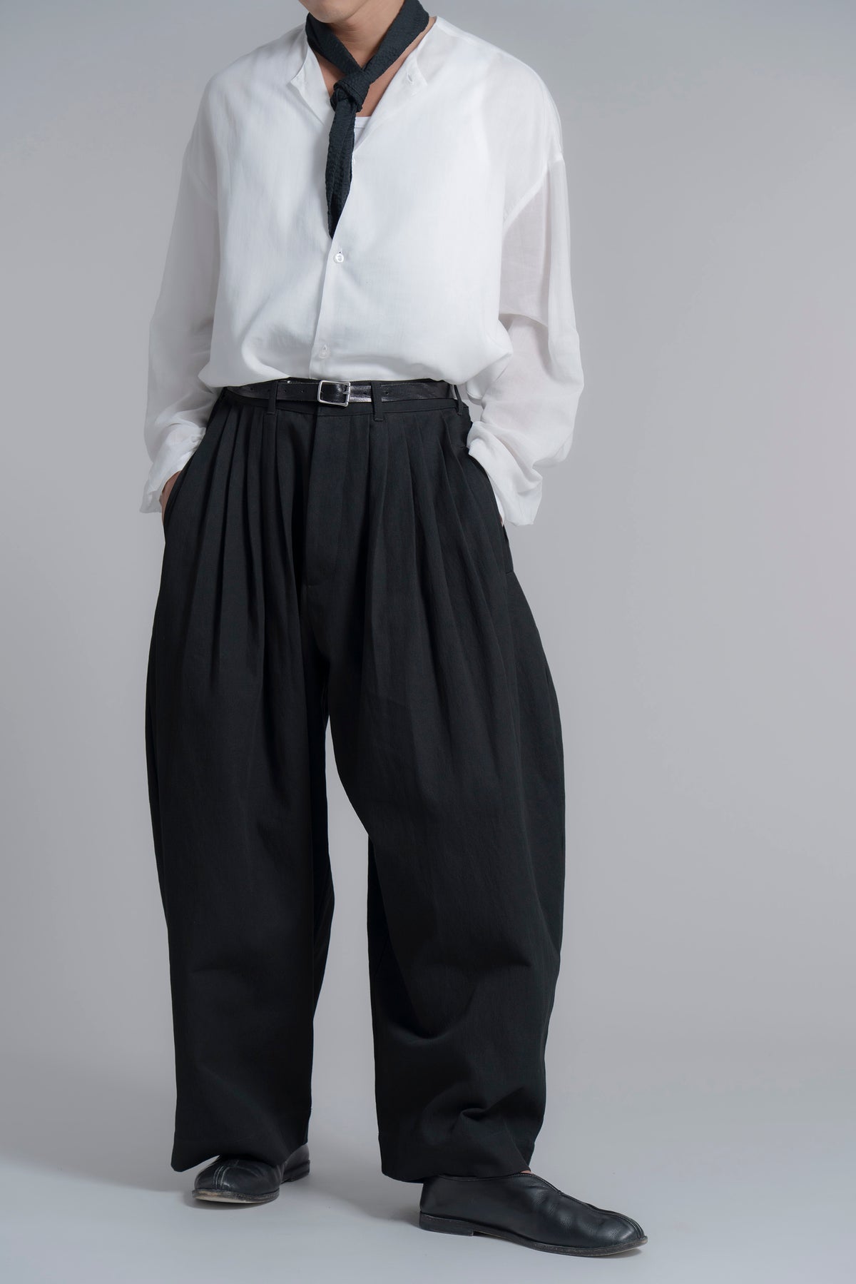 The Pleaty Trousers - Black