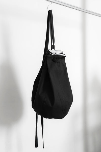 The Canvas Duffle - Black