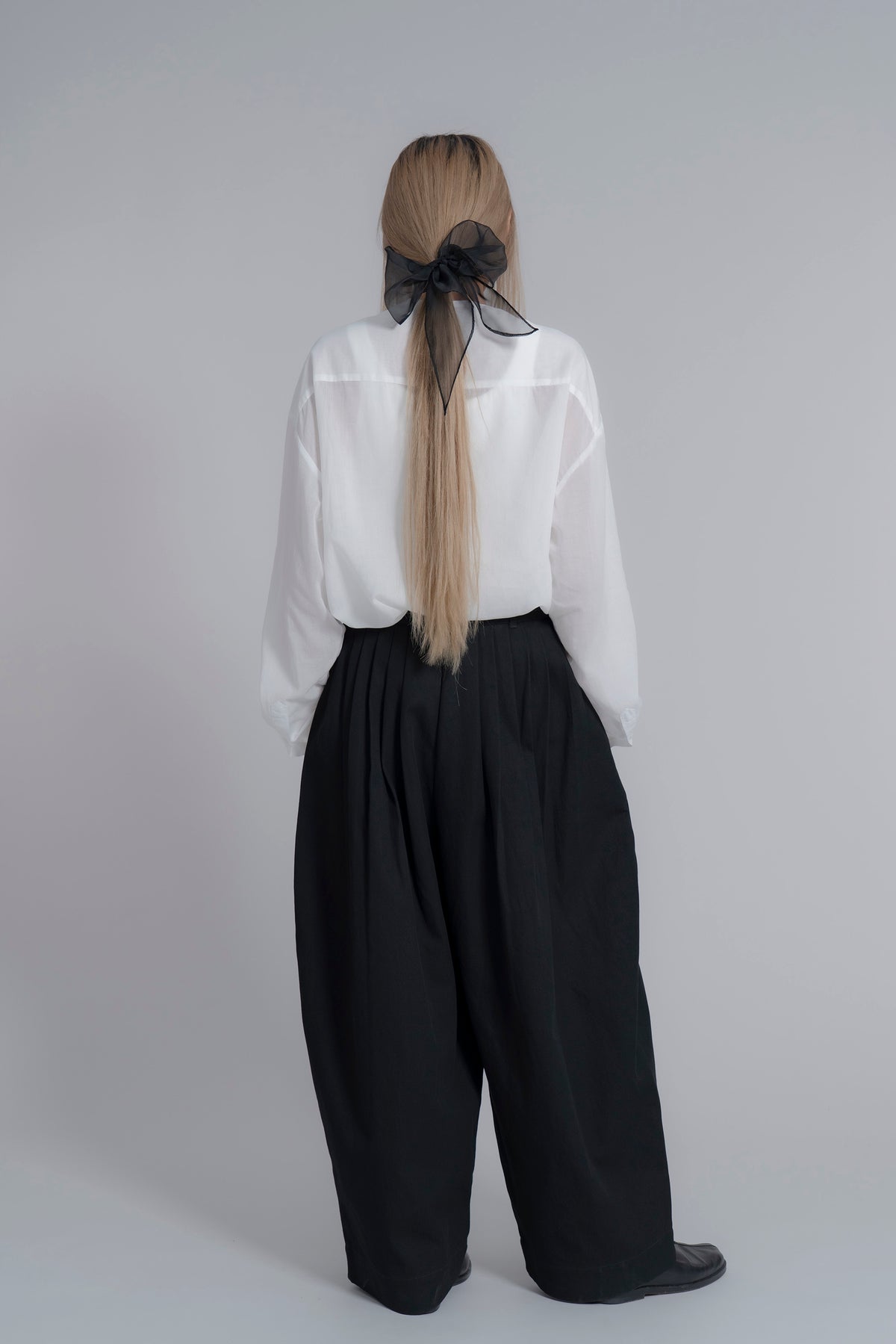The Pleaty Trousers - Black