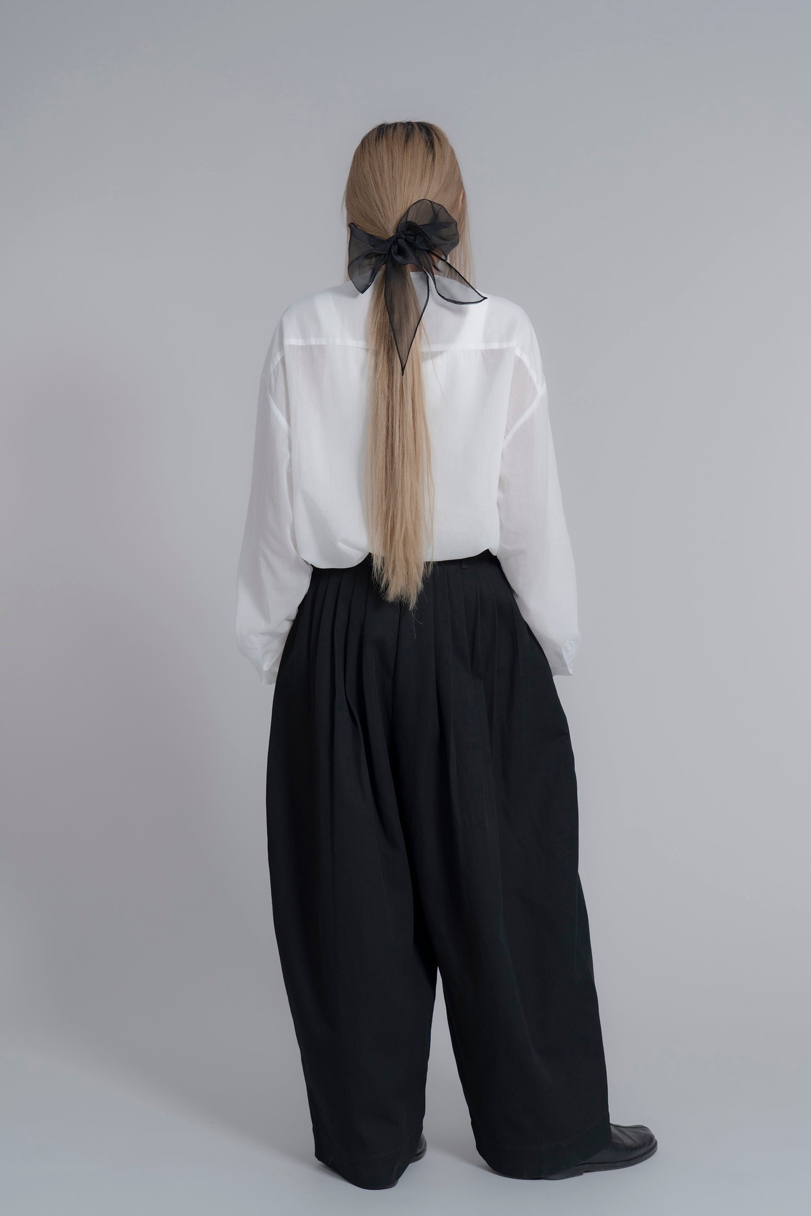 The Pleaty Trousers - Black