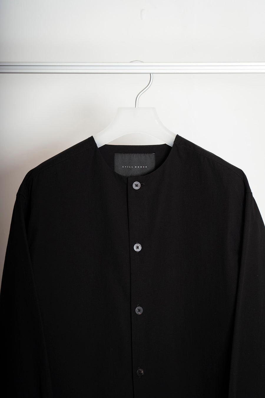 The Collarless Shirt - Black