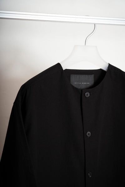 The Collarless Shirt - Black