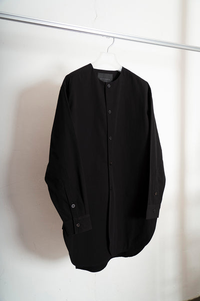 The Collarless Shirt - Black