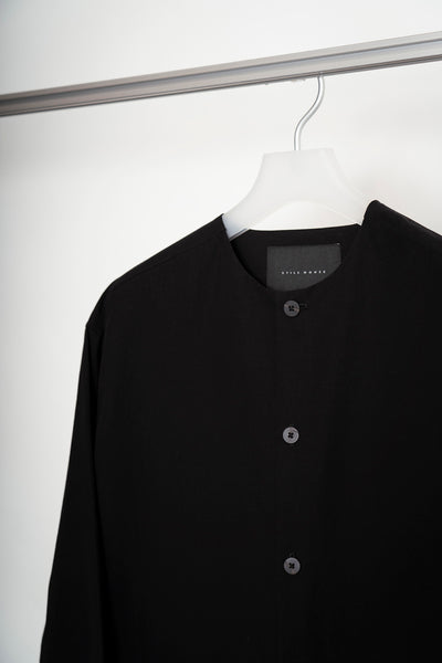 The Collarless Shirt - Black