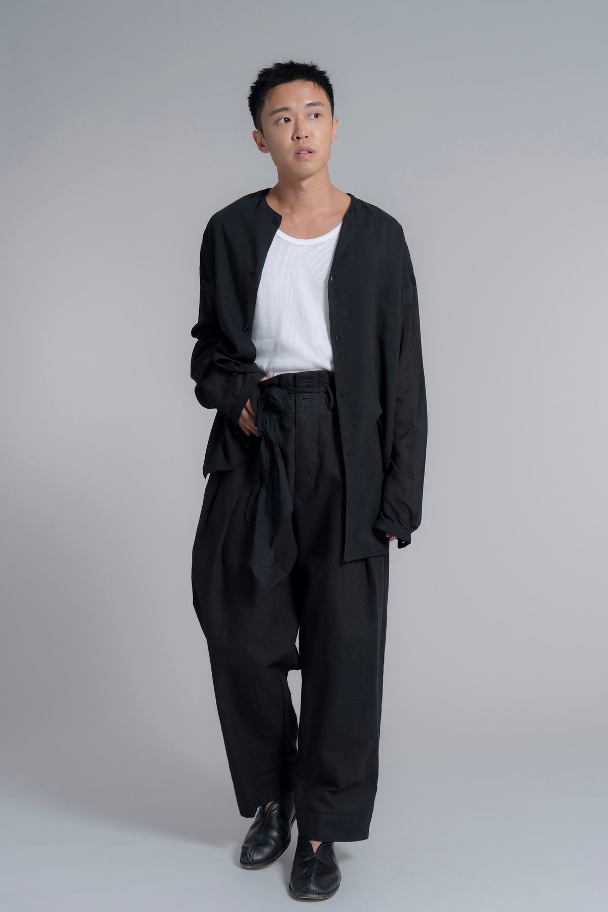 The Obi - Black