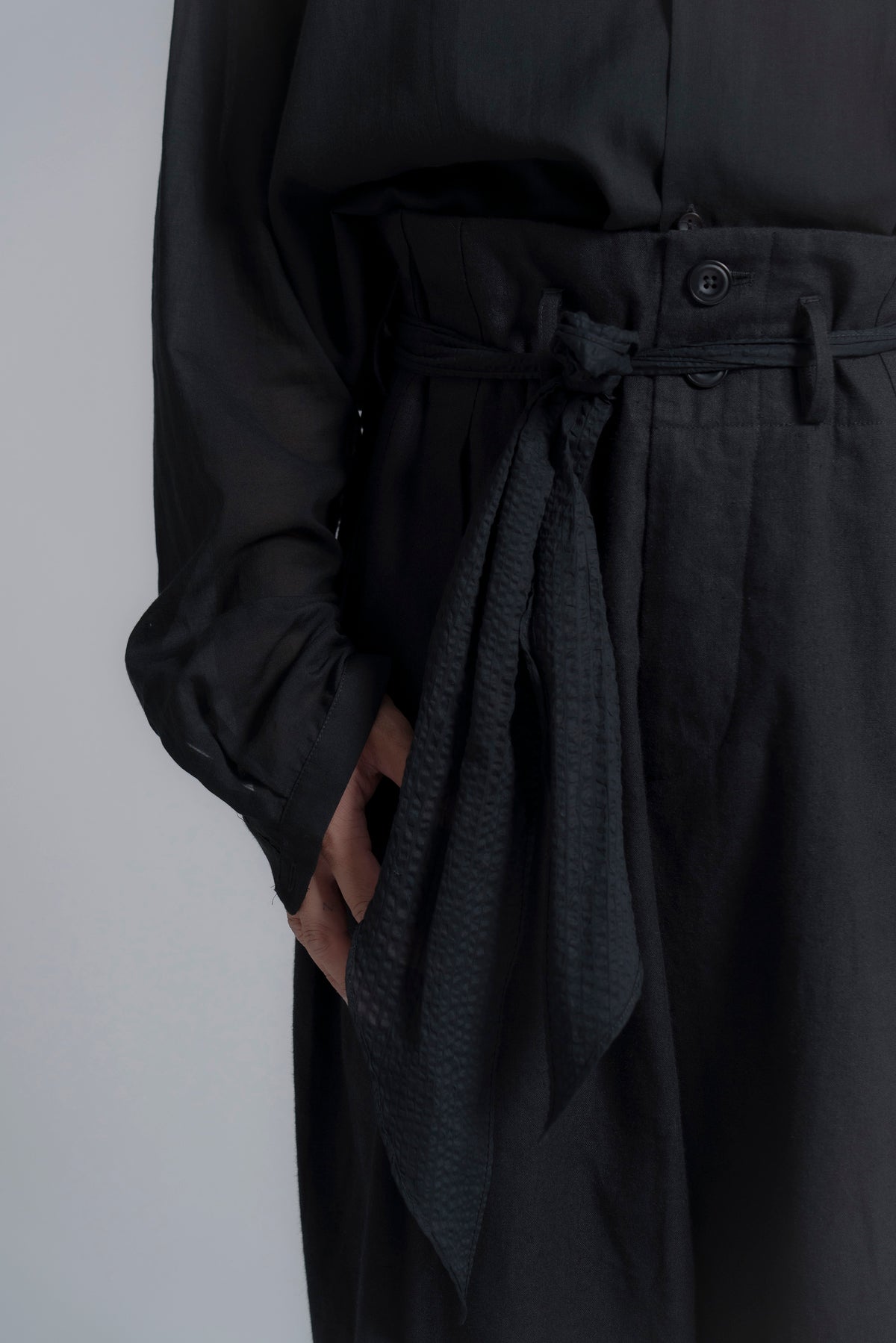The Obi - Black