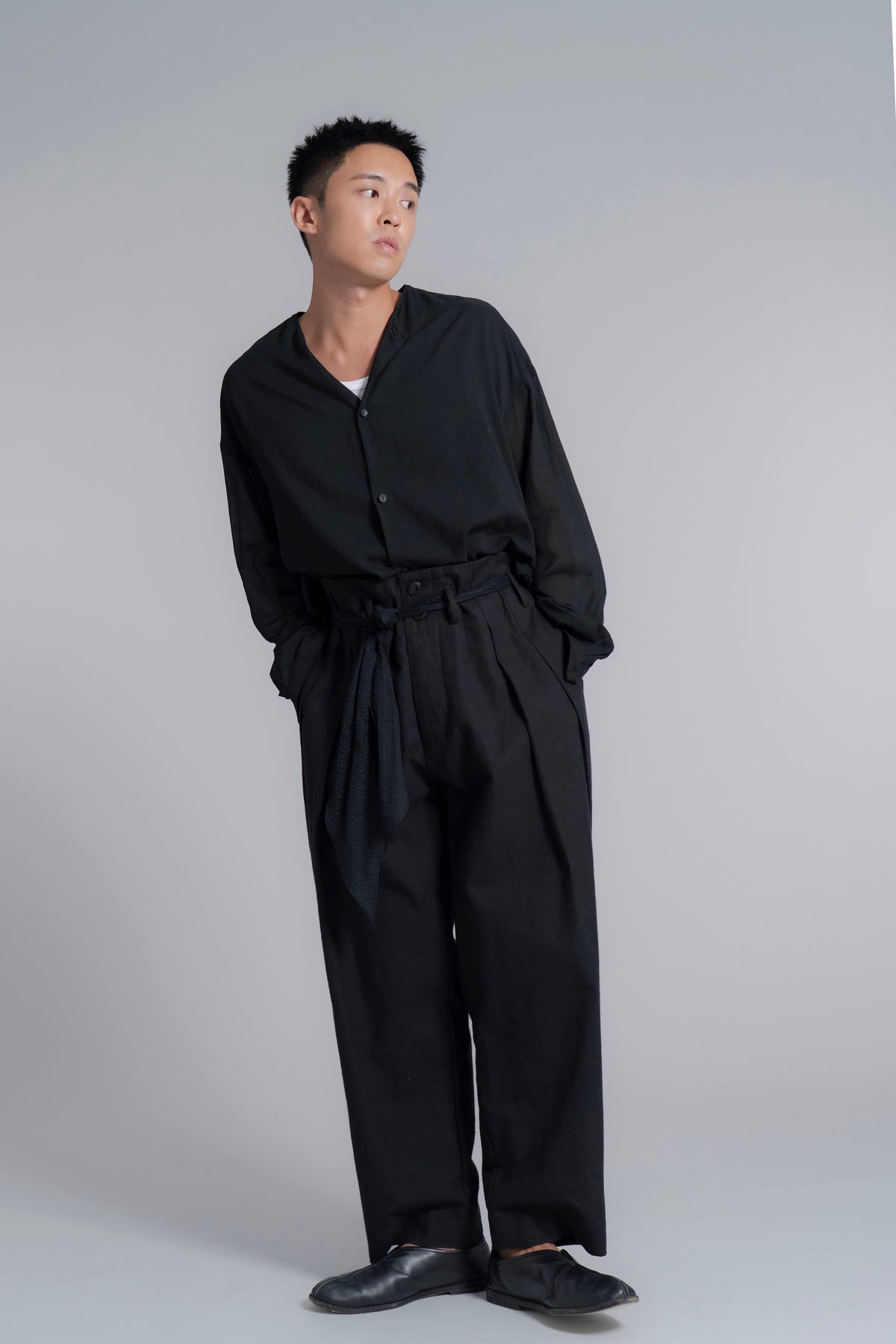 The Belted Hollywood Trousers - Black
