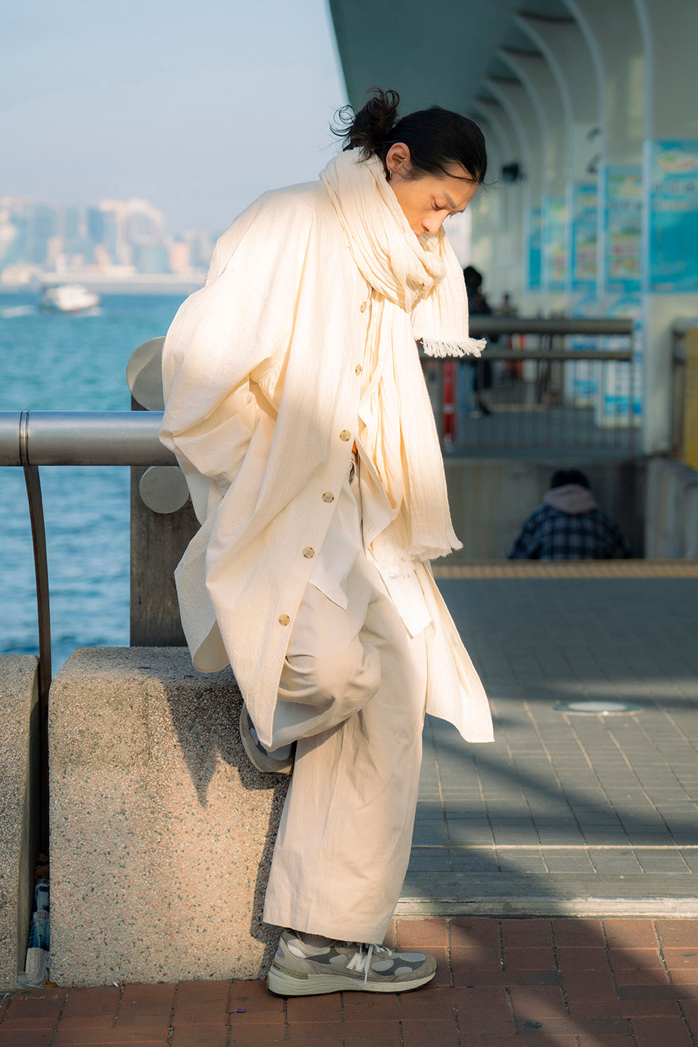 The Hem Darts Pants - Beige