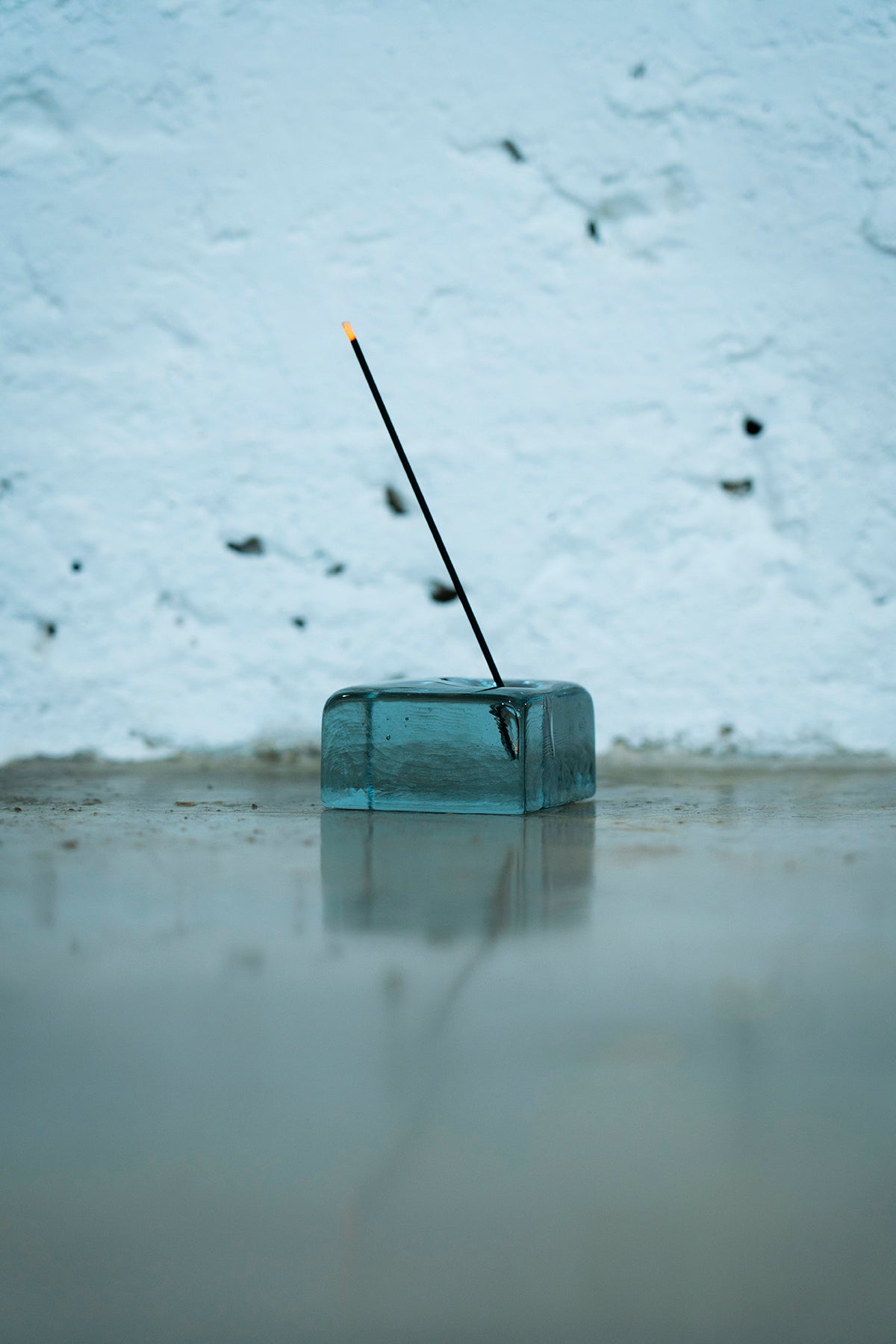 IYE &quot;Reborn&quot; incense holder