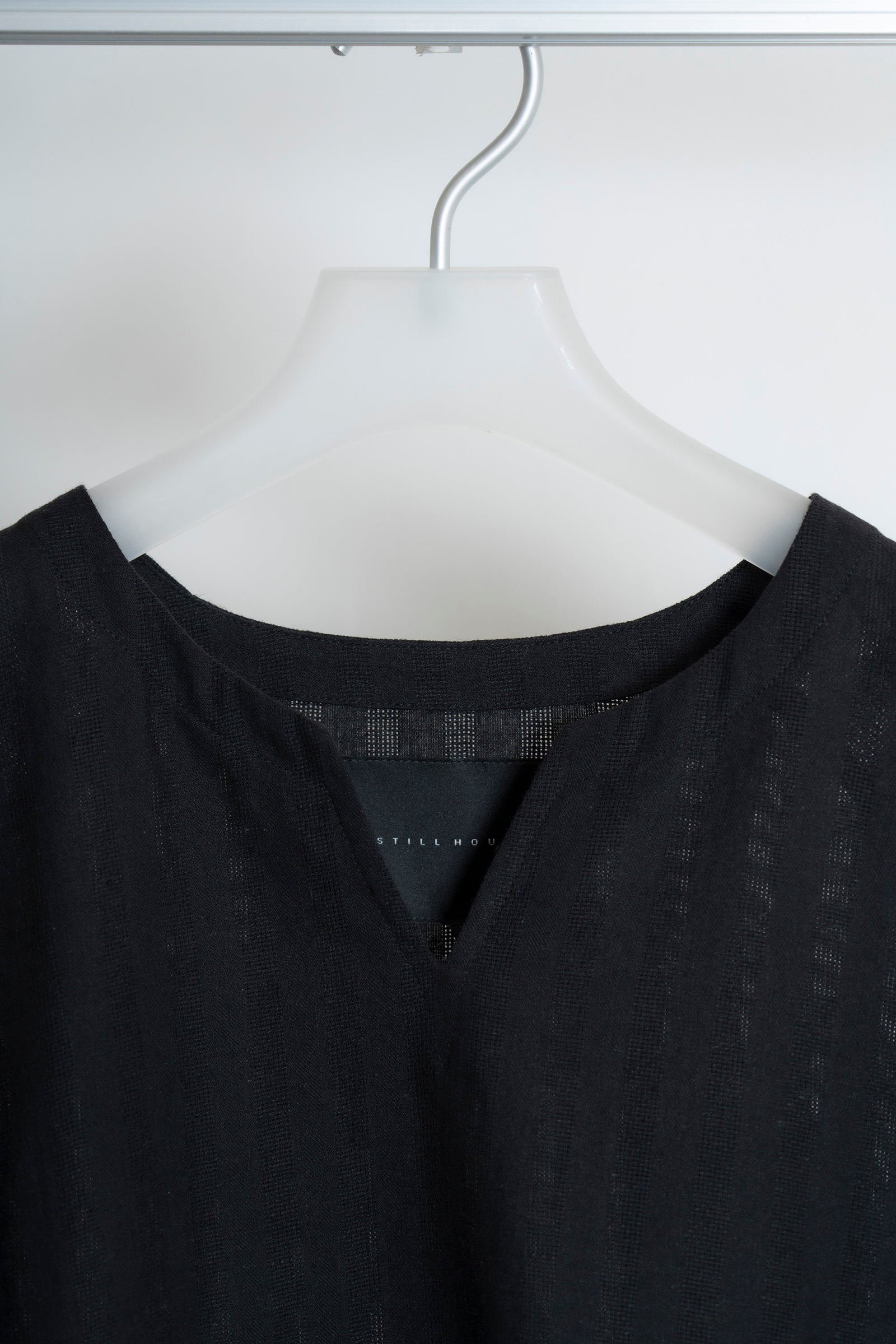 The Split Neck Top - Black