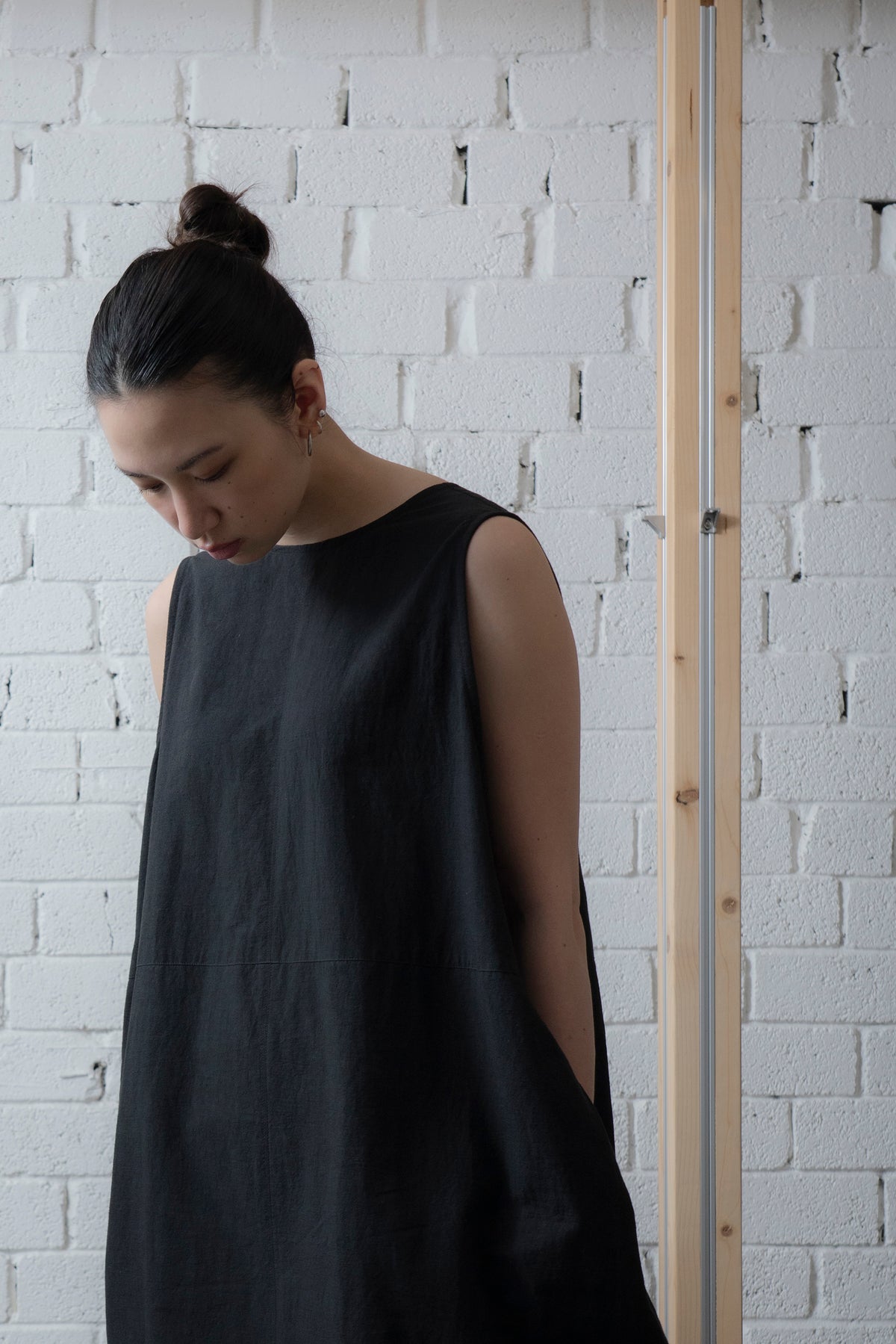 The Botanist Dress - Black