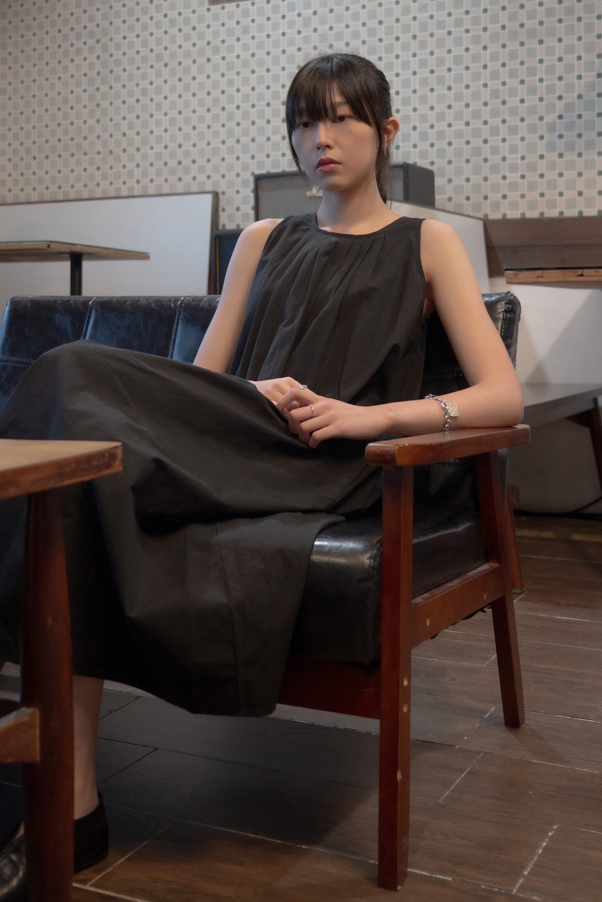 The Midi Dress - Black