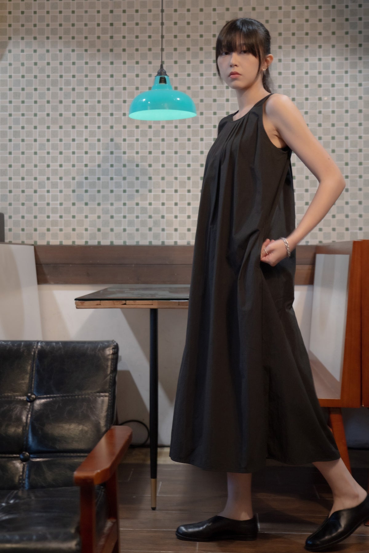 The Midi Dress - Black