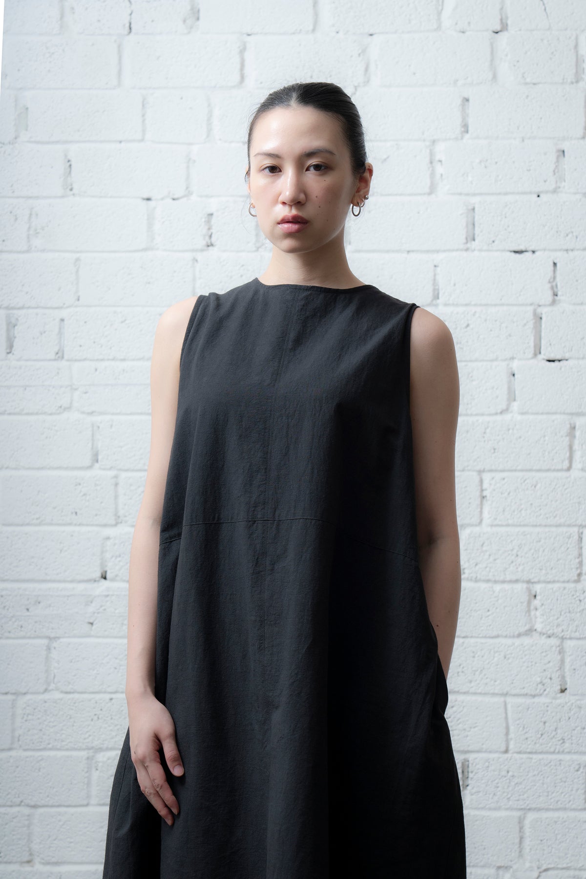 The Botanist Dress - Black